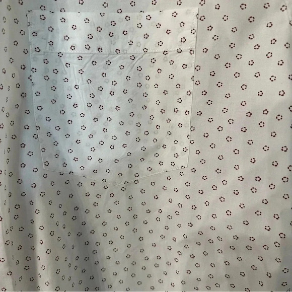 UniQlo Men's Extra Fine Cotton Short Sleeve White Button Up Shirt Size XL GUC - Picture 4 of 8